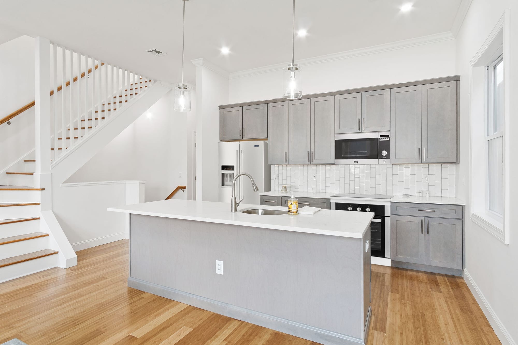 69 Charles Street — image 2.2