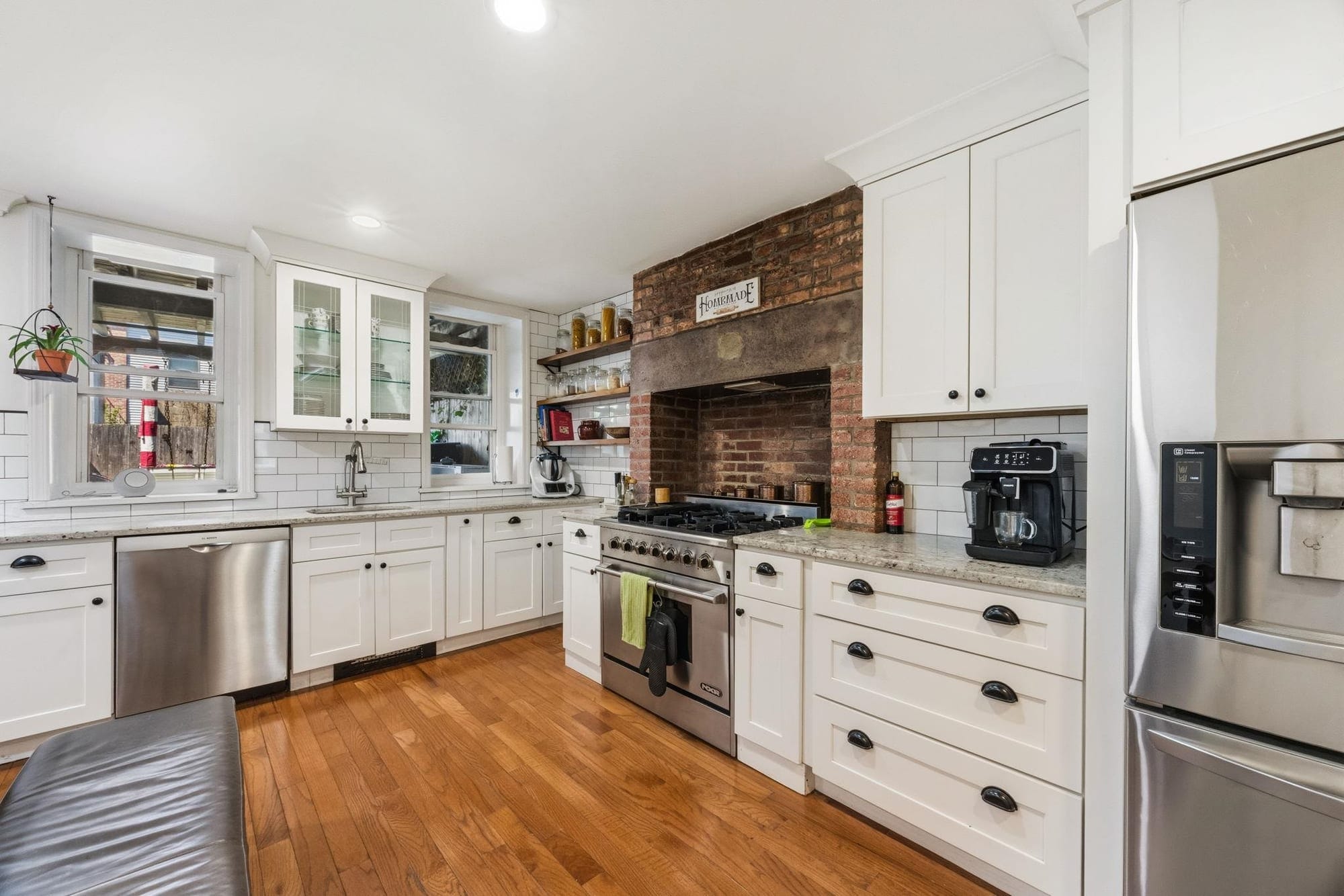 132 Sussex Street, Residence 1A — image 6.1