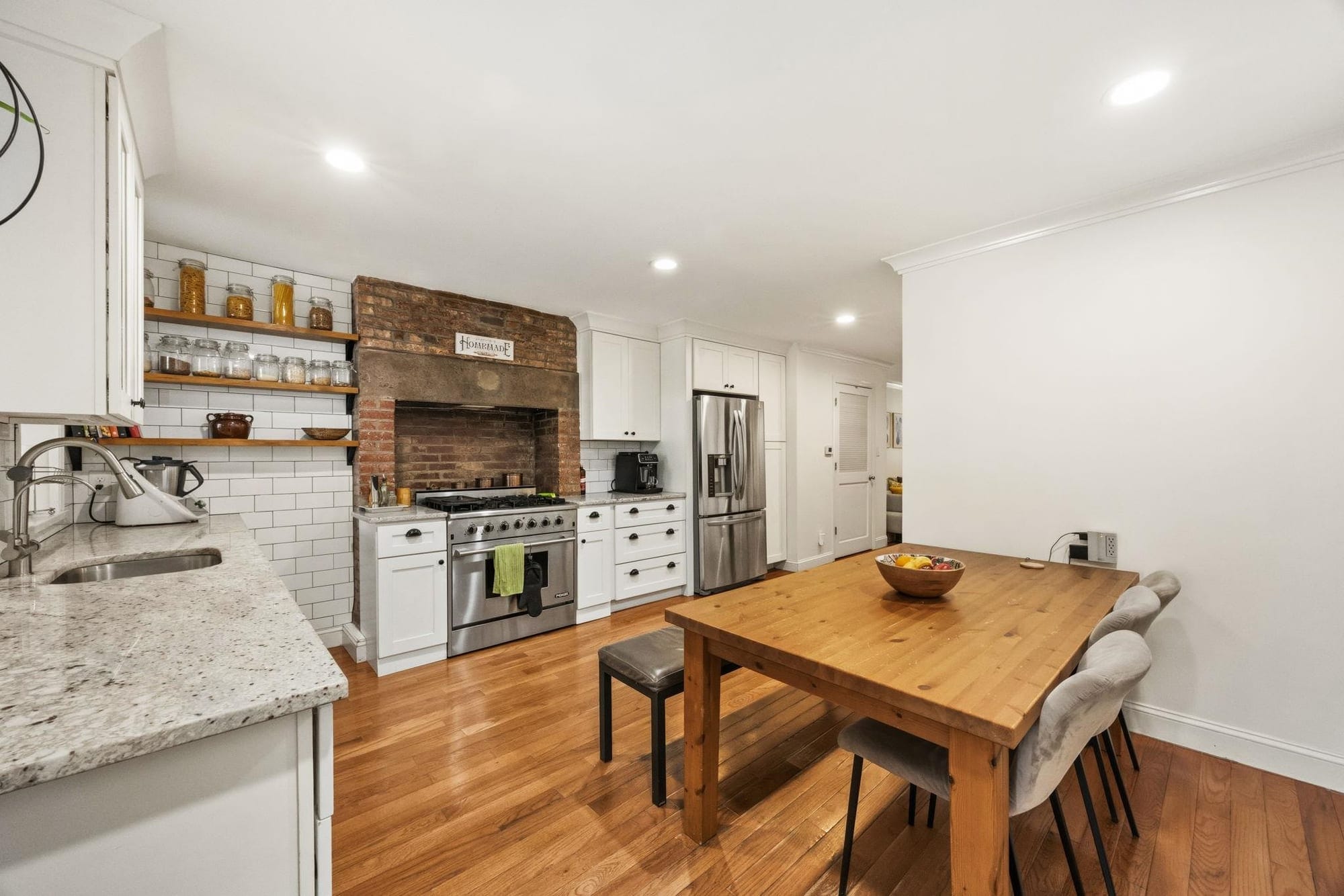 132 Sussex Street, Residence 1A — image 6.2
