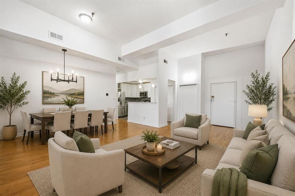 158 Wayne Street, Residence 325A — image 2.2